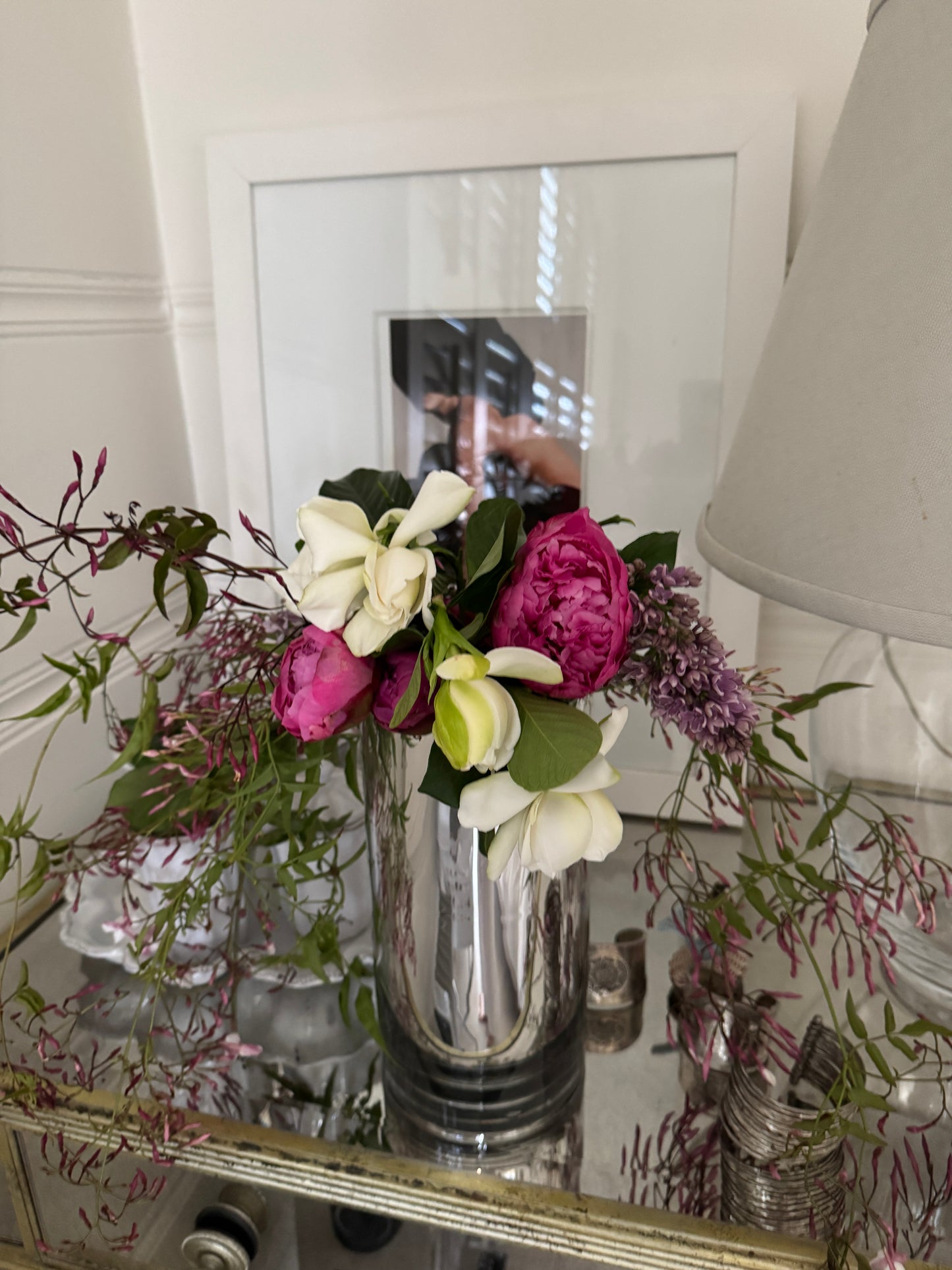 Fleur du Jour Vine and Bloom Box