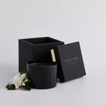 BLACK SIGNATURE WIDE WICK CANDLE