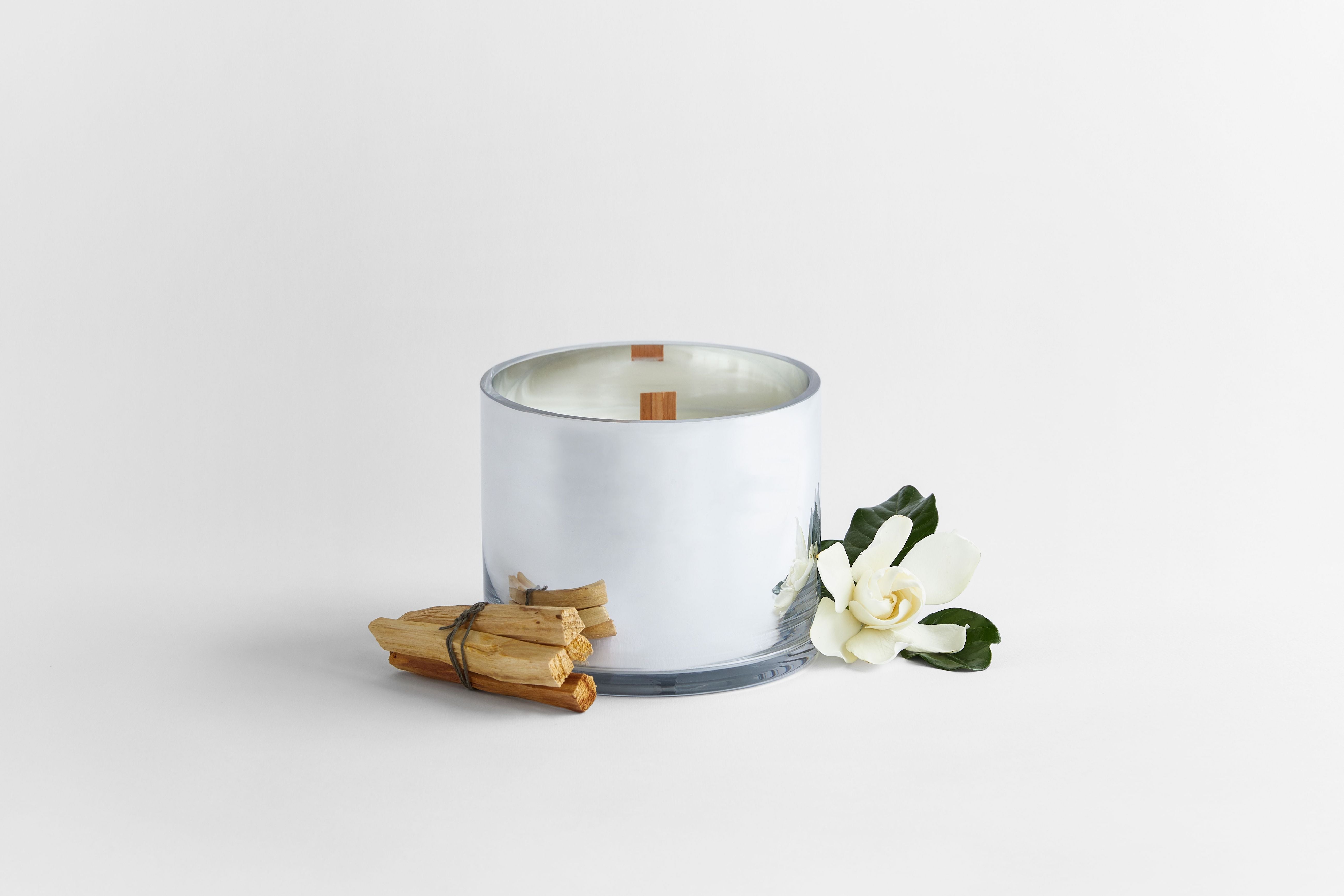 SILVER SIGNATURE WIDE WICK CANDLE
